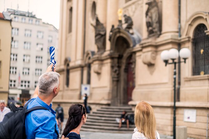 Prague Old Town and Jewish Quarter 90 minutes Guided Tour - The 90-minute length works well for a first look