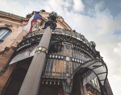 Old Town and Jewish Quarter Guided Walking Tour