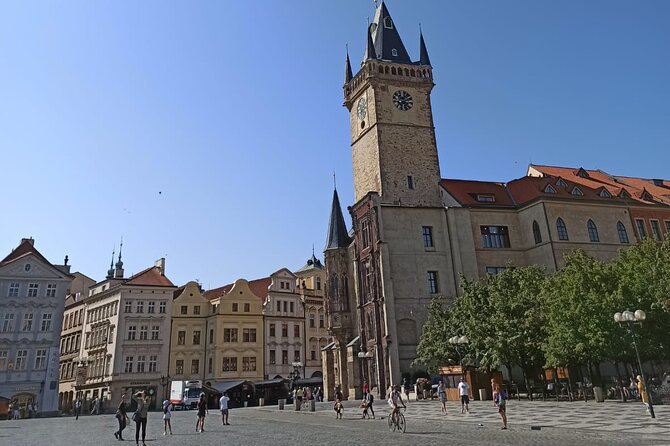 Prague: Old Town and Jewish Quarter Small-Group Tour - Ending beside the Rudolfinum