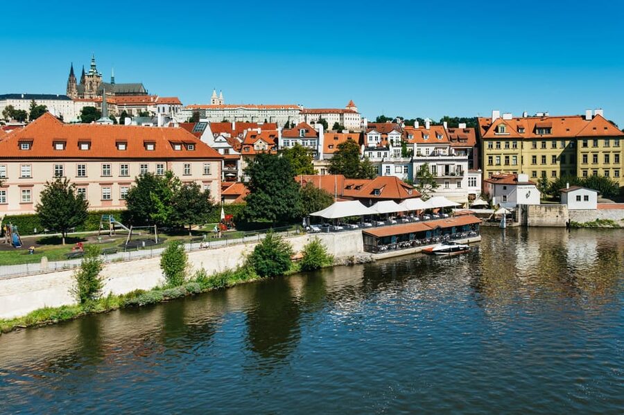 Prague: Old Town, Astronomical Clock and Underground Tour - Choosing the Old Town Hall and underground option