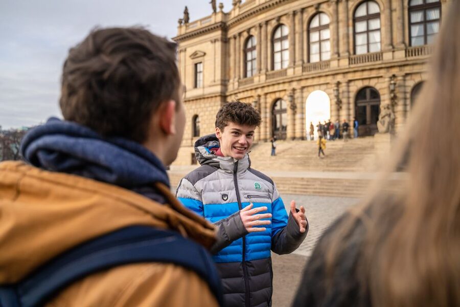 Prague: Old Town Private Walking Tour with Hotel Pickup - English or German, with room for your own interests