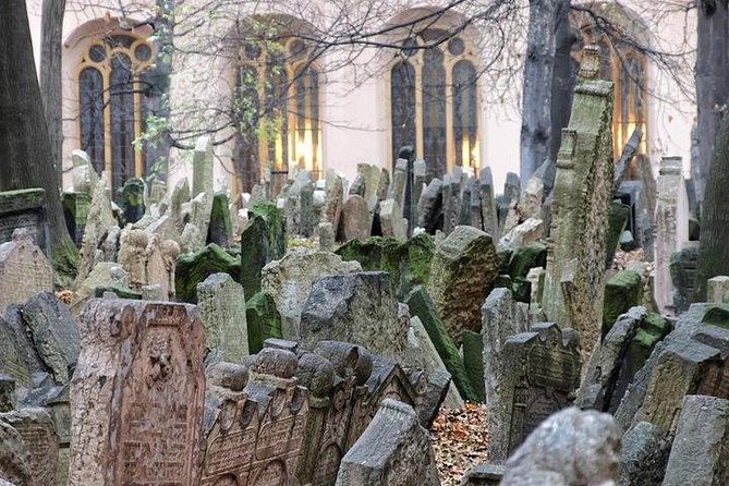 Prague Old Town tour and external Jewish Quarter - Kafka, Gothic churches, and small Prague details