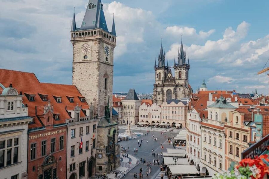 Prague Old Town, Underground and House of Alchemy Tour - Who will enjoy this Prague walk?