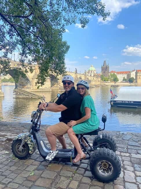 Prague: Panoramic Viewpoints Guided Electric Tricycle Tour - Old Prague streets before the climb to Letná