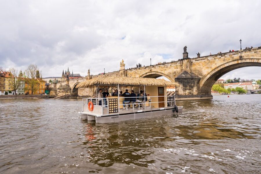 Prague: Party Tiki Boat Sightseeing Cruise with Drinks - How the experience compares with a normal Prague cruise
