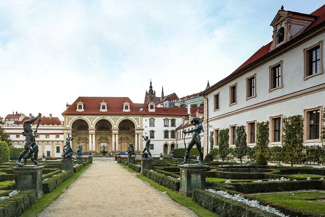 Prague Photoshoot for Couples, Betrothed, Family & Friends - What the makeup and styling hour adds
