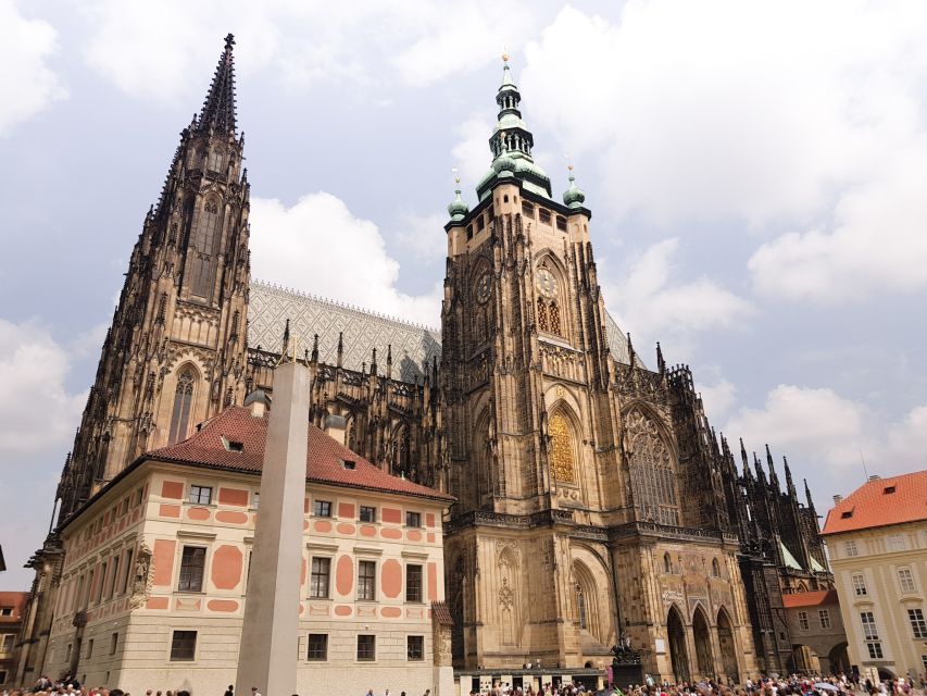 Prague: Prague Castle Complex Smartphone Audio Guide - Key points at a glance