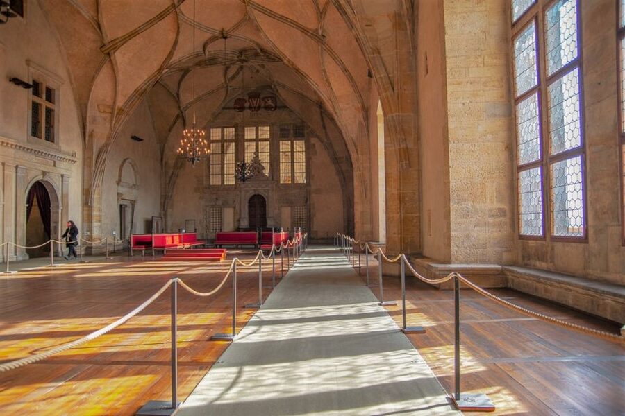 Prague: Prague Castle Complex Smartphone Audio Guide - What this Prague Castle audio guide actually gives you