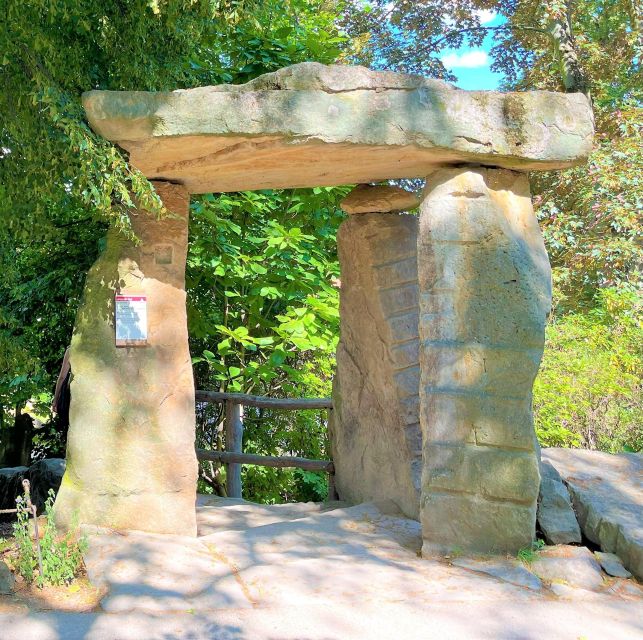 Prague: Prague Zoo Audio Guide with E-Ticket - Key points at a glance