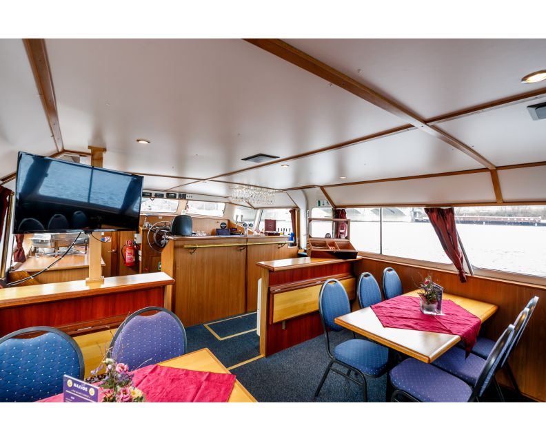 Prague: Private Beer Boat Cruise with Unlimited Beer - Should you book the Prague private beer boat?
