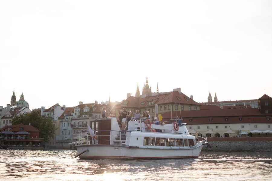 Prague: Private Beer Boat Cruise with Unlimited Beer - Czech beer with Prague Castle in view