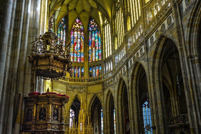 Prague Private Custom Full-Day Tour: Prague Castle and Old Town - What an eight-hour private day in Prague really gives you
