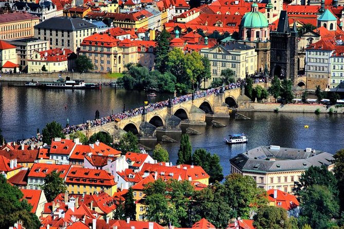 Prague Private Custom Full-Day Tour: Prague Castle and Old Town - The Jewish Quarter and the luxury shopping street