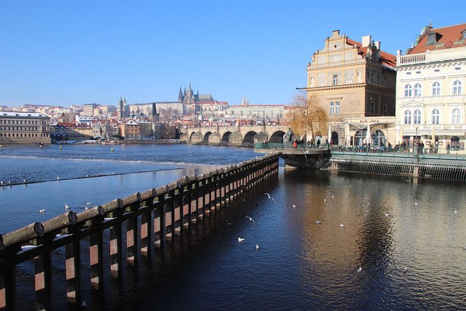 Prague Private Photo Tour for Photography Enthusiasts - Kampa Park and the Finish at Charles Bridge