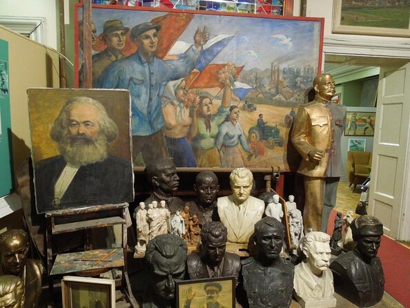 Prague Private Tour and Museum of Communism with transfer - Key points to know before booking