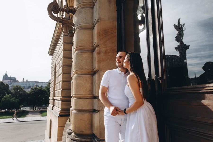 Prague: Professional Photoshoot at Prague Castle - The photographers make the difference