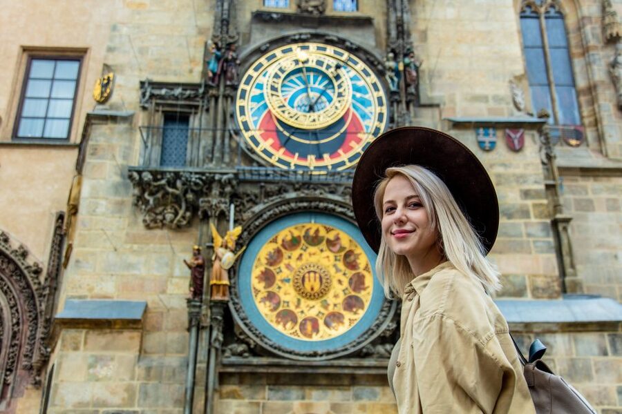 Prague: Professional Photoshoot in the Old Town - The value of $45 per group