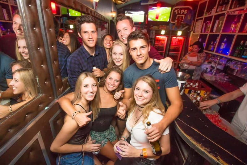 Prague: Pub Crawl with 2-Hour Open Bar at Drunken Monkey - What to expect at the final nightclub