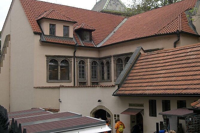 Prague's Jewish Quarter: A Self-Guided Audio Tour - Jewish Town Hall and the Old-New Synagogue