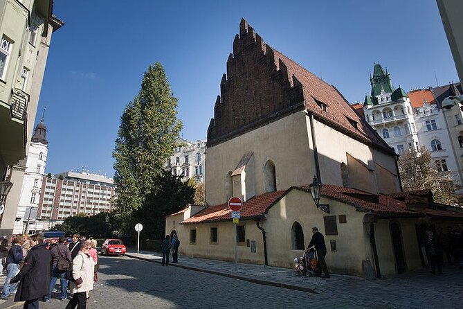 Prague's Jewish Quarter: A Self-Guided Audio Tour - Old Jewish Cemetery: a stop that needs patience
