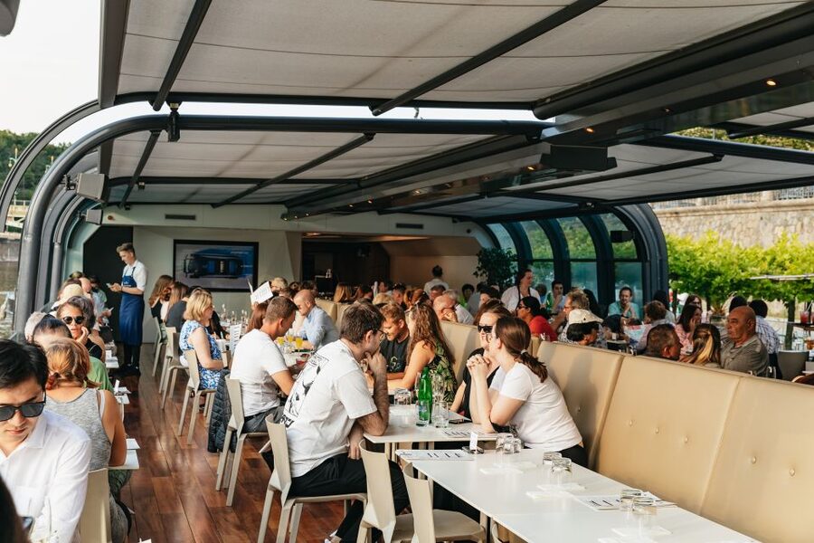 Prague: Sightseeing Dinner Cruise on Open-Top Glass Boat - A quiet start on the Vltava