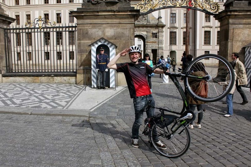 Prague: Small Group or Private Bike City Tour - Key points at a glance
