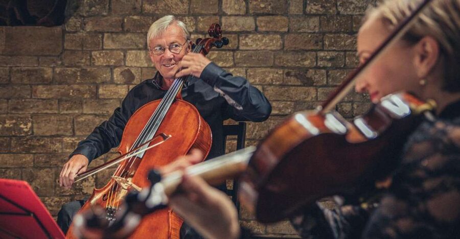 Prague, St. Martin: The Best of World & Czech Music - A 65 to 70-minute program with a Czech center