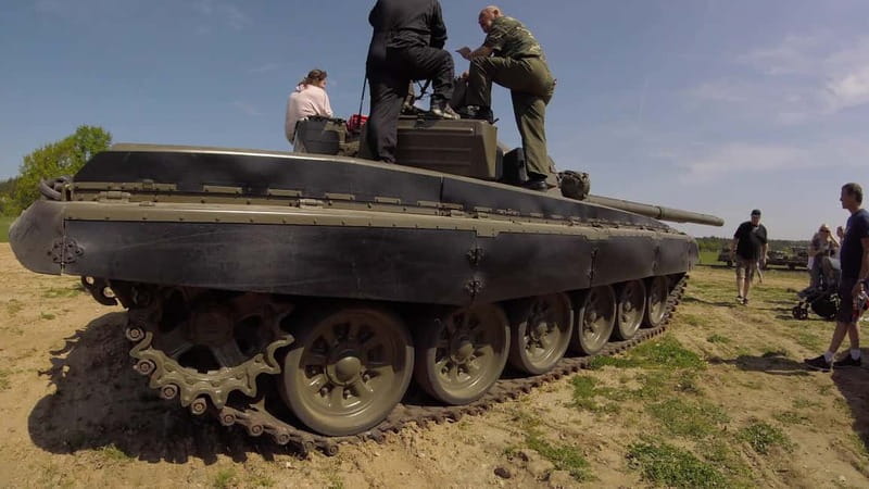 Prague: Tank Ride Experience - Boarding the Czech BVP