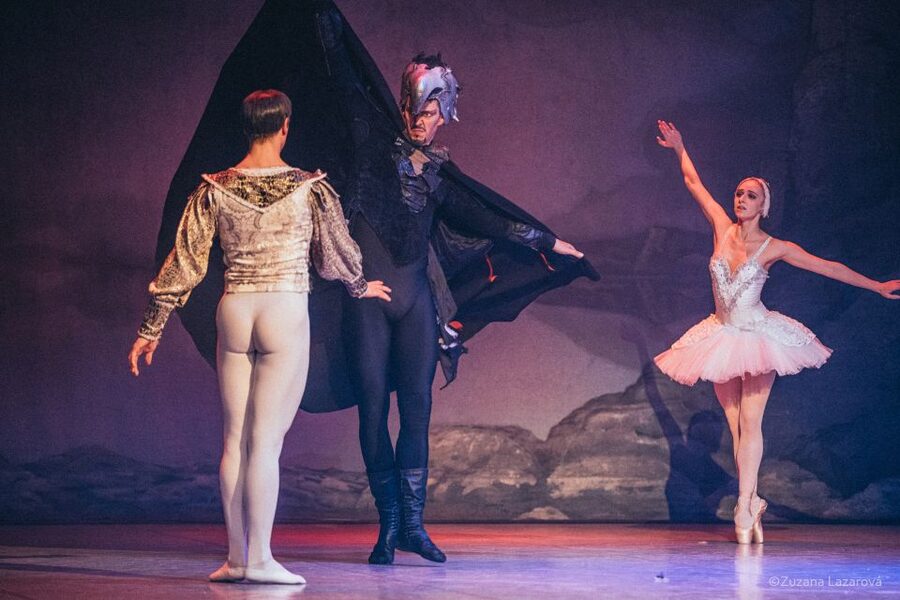 Prague: The Best of Swan Lake Ballet Tickets - Why the abridged format can be good value