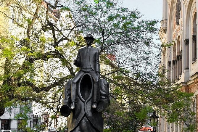 Prague Through the Eyes of Franz Kafka 150 minutes Tour - Why Kafka’s Prague works best on foot