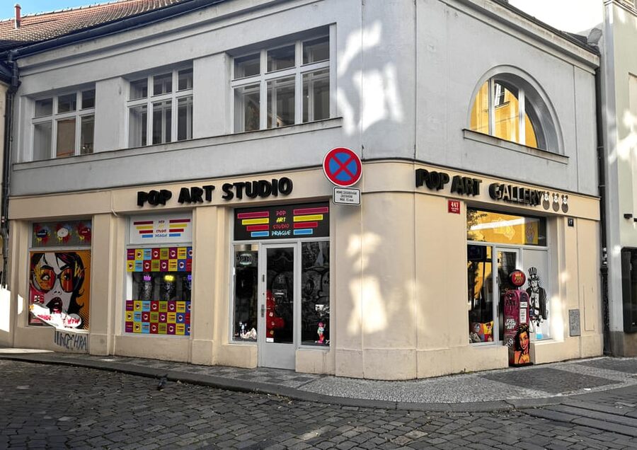 Prague: Ticket to POP ART STUDIO PRAGUE - Why the 1990s theme gives the visit character