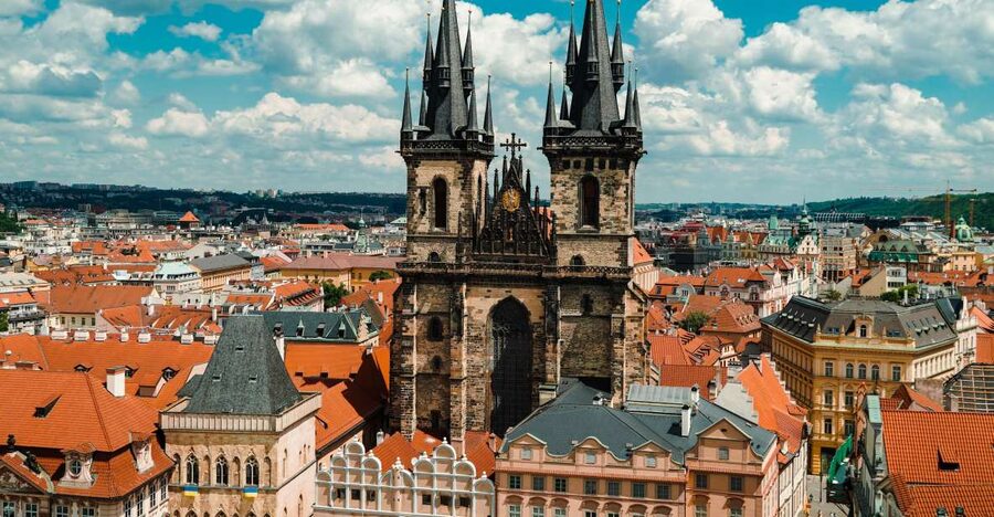 Prague: Top Sights and Historic Center Introduction Tour - Kafka, Pařížská Street, and the Jewish Quarter