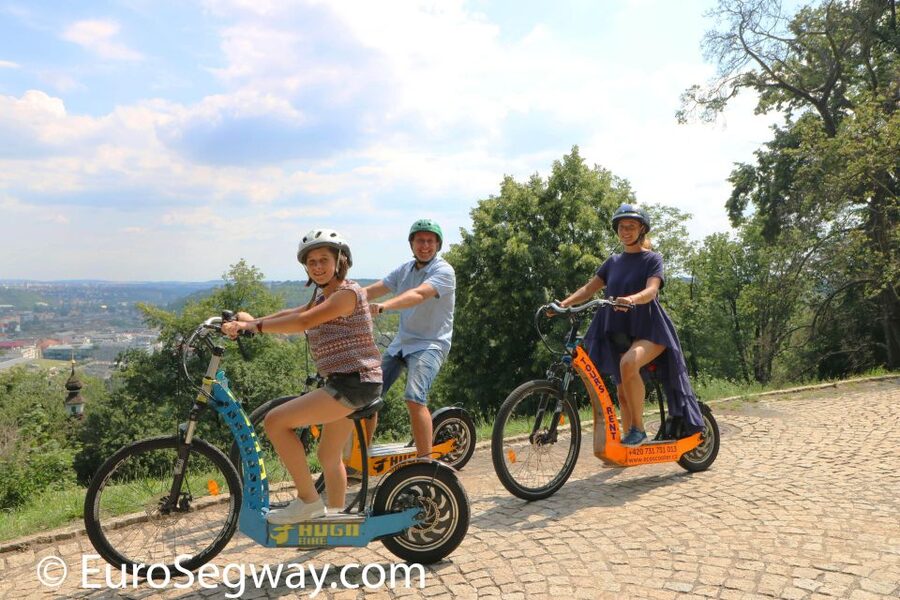 Prague: Tour by Electric Scooter or Cruiser eBike - Lesser Town and the return through central Prague