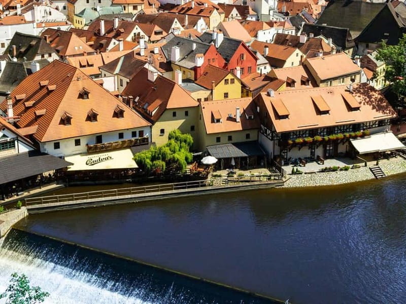 Prague: Transfer to Vienna via fabulous Cesky Krumlov - One hour for Czech lunch