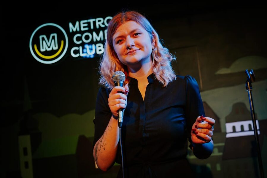Prague: Tuesday Stand-Up Comedy in English - Finding Metro Comedy Club in Malá Strana