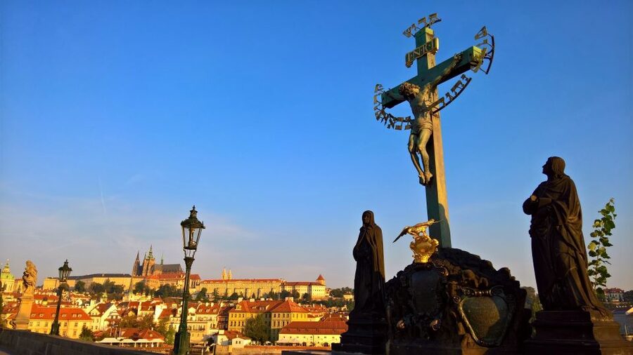 Prague: Vintage Car Ride and Walking Tour - Timing, pickup, and language choices