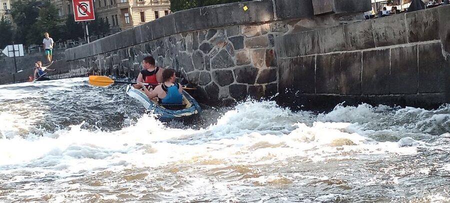 Prague: Vltava River Guided Canoeing Tour - Key points at a glance