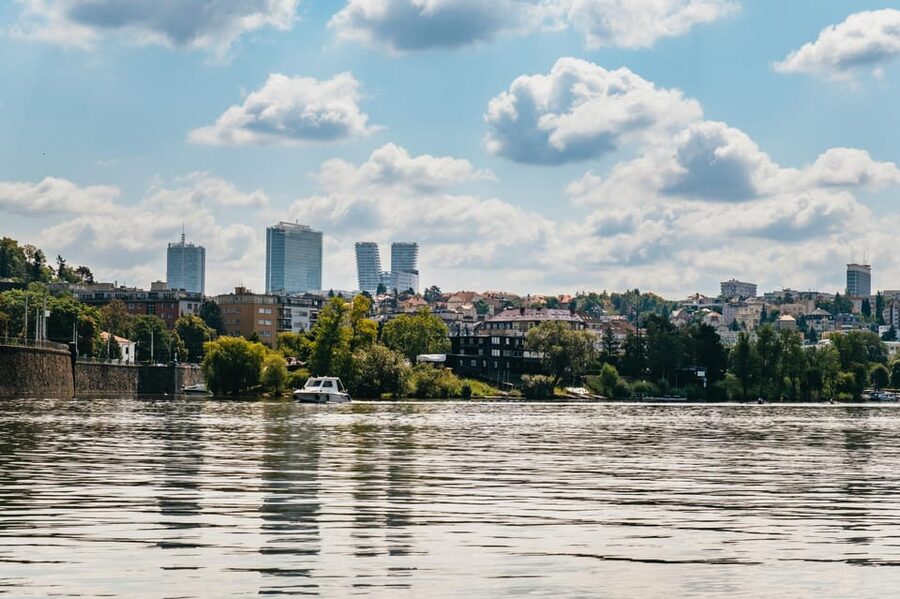 Prague: Vltava River Guided Canoeing Tour - Learning to paddle before the city tour begins