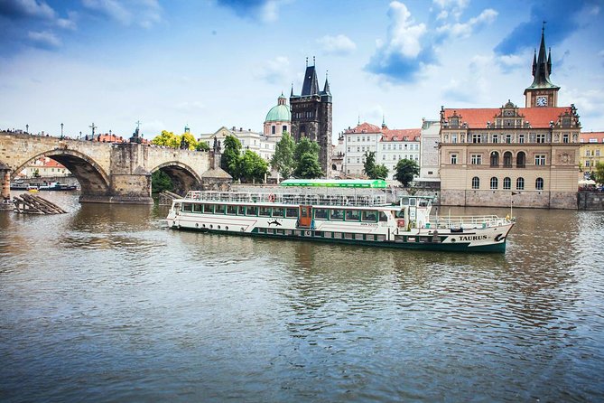Prague Vltava River Lunch Cruise - The buffet is better than the price might suggest