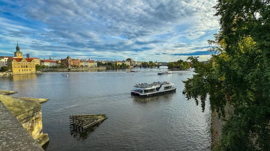 Prague: Vltava River Sightseeing Cruise - Key points to know before you book