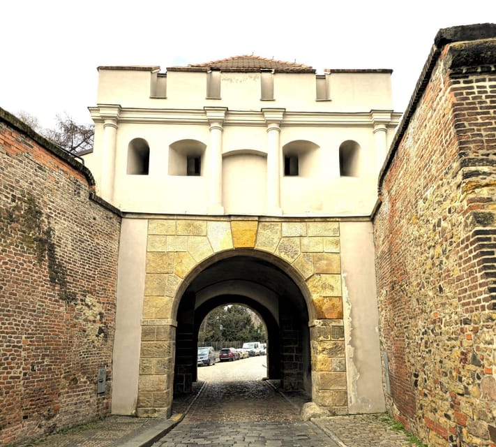 Prague: Vyšehrad Audio Guide with Optional Basilica Ticket - Simple preparation for a smoother visit