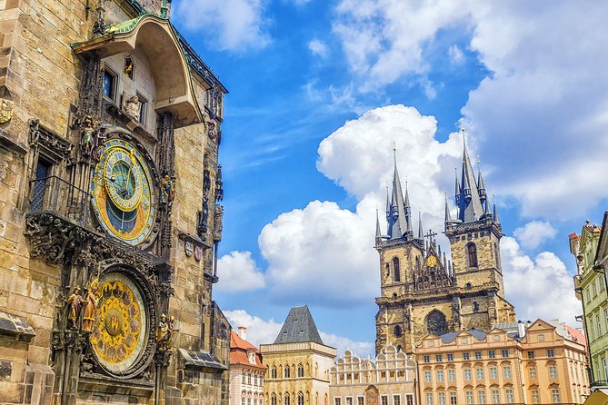 Prague Walking Tour 2,5h (Old Town, Jewish Quarter and Charles bridge) - A compact route through Prague’s historic center