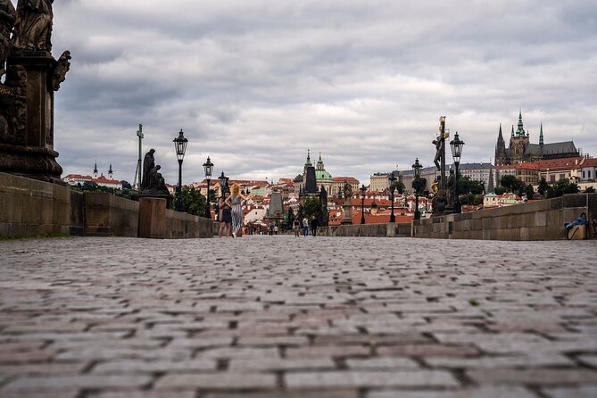 Prague Walking Tour of Old Town, Charles Bridge and Prague Castle - Prague Castle and the Hradcany district