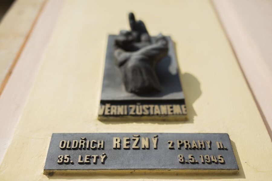 Prague: World War 2 and Operation Anthropoid Walking Tour - Wenceslas Square and the public face of wartime Prague