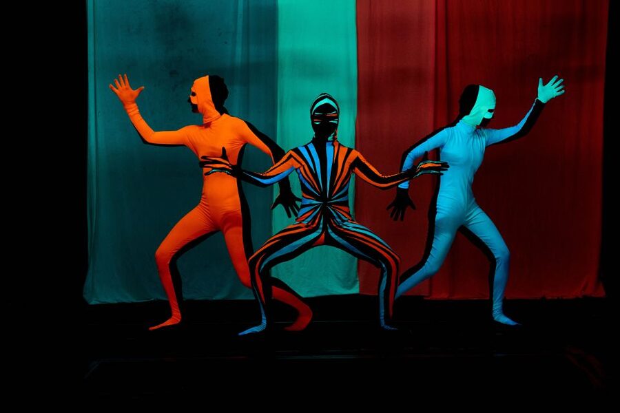 Prague: WOW Show Black Light Theater - Why the non-verbal format matters in Prague