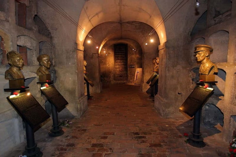 Prague: WWII Tour with Local Historian SMALL GROUP - Reinhard Heydrich and the danger of Operation Anthropoid