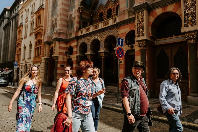 PRIVATE: 3h Stories of Prague Jewish Quarter Tour, drink included - Why this private Jewish Quarter tour works