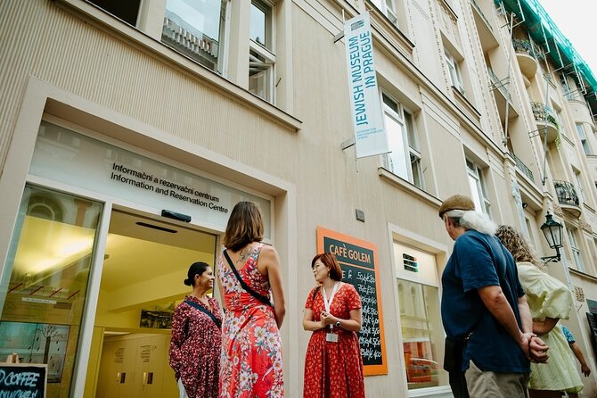 PRIVATE: 3h Stories of Prague Jewish Quarter Tour, drink included - A useful pause at the Jewish Museum Information Centre