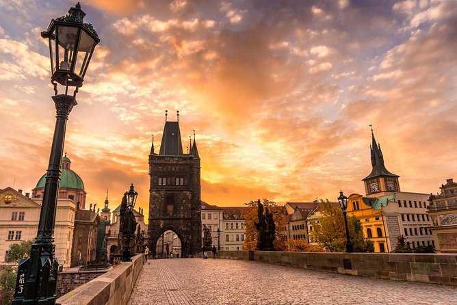 Private 4-hour City Tour of Prague with driver & official guide w/ Hotel pick up - A useful first look at Prague in four hours