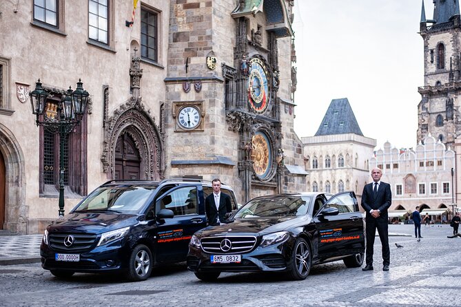 Private Arrival Transfer: Prague Airport - Private service, with one detail to clarify